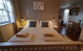 Walmer, Deal Stunning Coach House Apartment